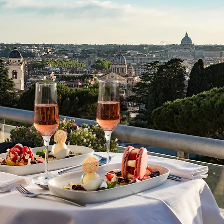 Отель Sofitel Borghese Рим